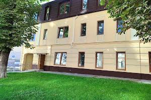 комерційна за адресою Івана Франка вул., 26