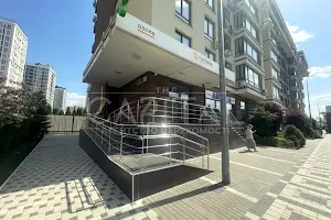 комерційна за адресою Київ, Практична вул., 2