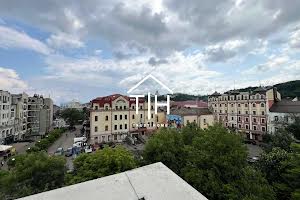комерційна за адресою Спаська вул., 9