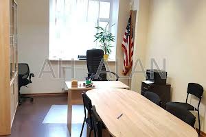 коммерческая по адресу Паторжинского ул., 14