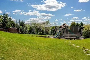будинок за адресою Центральна вул.