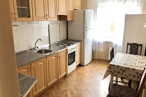квартира за адресою Феодосійська вул., 14