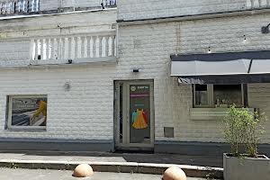 комерційна за адресою Лютеранська вул., 10