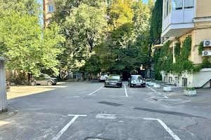 коммерческая по адресу Прорезная ул., 13