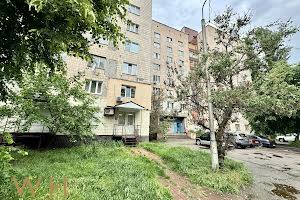 комерційна за адресою Світлицького вул., 24-А