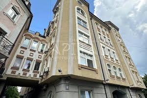 коммерческая по адресу Кияновский пер., 7-А