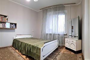 квартира по адресу Евгения Чикаленко ул., 62/1