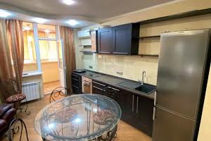 квартира за адресою Бориса Гмирі вул., 2