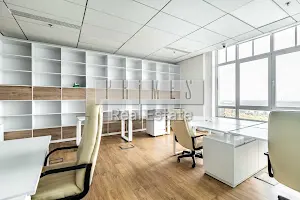 комерційна за адресою Київ, Паркова дорога вул., 2