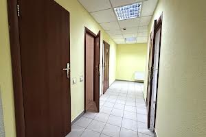 комерційна за адресою Шевченка вул., 3
