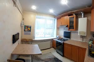 квартира за адресою Автострадний провулок, 10