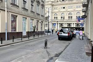 коммерческая по адресу Фурманская ул., 1