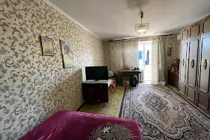 квартира за адресою Космонавтів вул., 142