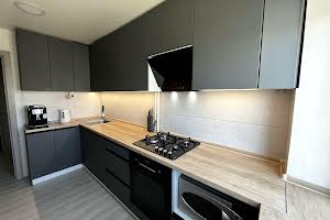 квартира за адресою Героев, 30