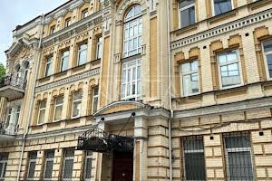 комерційна за адресою Михайлівська вул., 12-Б