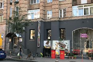 комерційна за адресою Велика Житомирська вул., 27