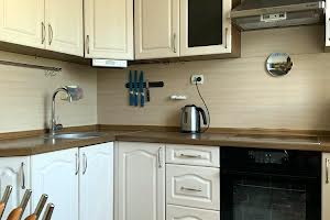 квартира за адресою Академіка Глушкова просп., 35