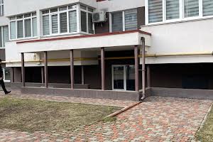 комерційна за адресою Єдності вул., 4