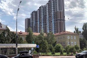 комерційна за адресою Васильківська вул., 37