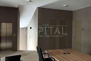 комерційна за адресою Новоселицька вул., 7