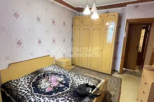 квартира за адресою Валентинівська вул. (Блюхера), 42