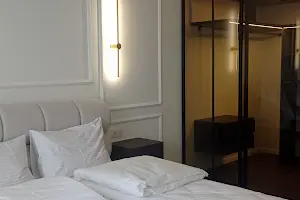 квартира за адресою Степана Бандери вул., 30-А