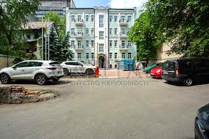 комерційна за адресою Еспланадна вул., 32-В