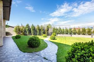 дом по адресу с. Новые безрадичи, Октябрьская ул.