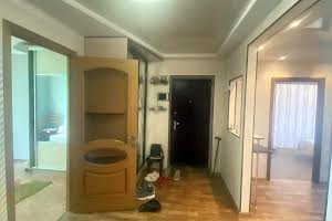 квартира за адресою с. Котляри (Комунар), Миру, 8