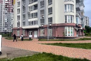 комерційна за адресою Каховська вул., 56