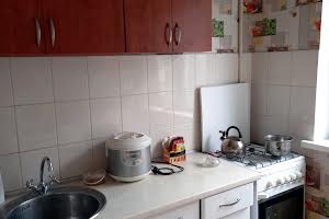 квартира за адресою Каденюка вул., 20