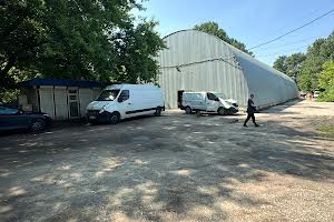 коммерческая по адресу Олекси Довбуша ул., 40
