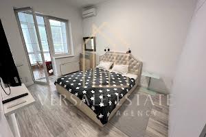 квартира за адресою Кримська вул., 21
