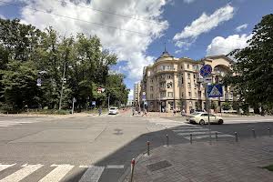 коммерческая по адресу Михаила Грушевского ул., 34/1