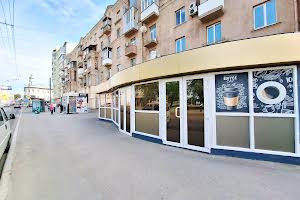 комерційна за адресою Університетська вул., 37