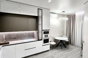 квартира за адресою Космонавтів просп., 49