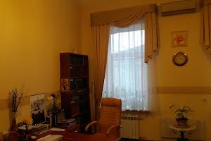 комерційна за адресою Овруцька вул., 21