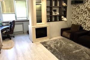 квартира за адресою Боголюбова вул., 20