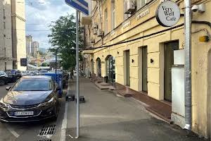 коммерческая по адресу Малая Житомирская ул., 3/4