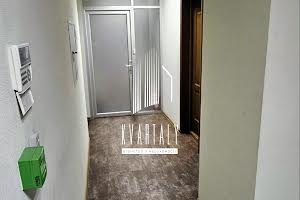 комерційна за адресою Гоголівська вул., 39