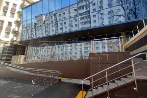 комерційна за адресою Василя Тютюнника вул. (Анрі Барбюса), 37/1