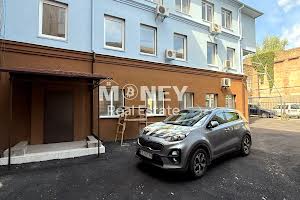 комерційна за адресою Волоська вул., 3-В
