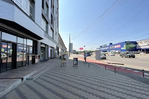 коммерческая по адресу Степана Бандеры просп. (Московський), 8