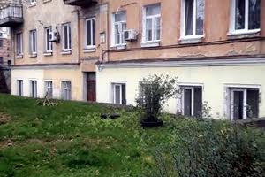 комерційна за адресою Петропавлівська вул., 48