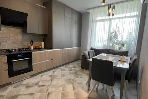 квартира за адресою Юнацька вул., 17
