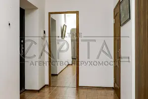 будинок за адресою смт. Козин, Обухівський