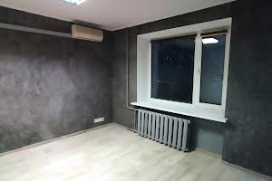 комерційна за адресою Предславинська вул., 12