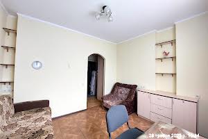 квартира за адресою Сім'ї Стешенків вул. (Тимофія Строкача), 9