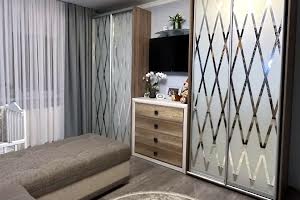 квартира по адресу Яблунева ул., 2