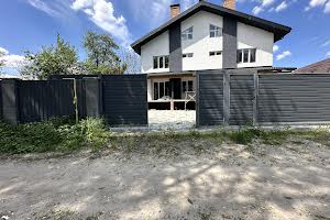 будинок за адресою Озерний пров.